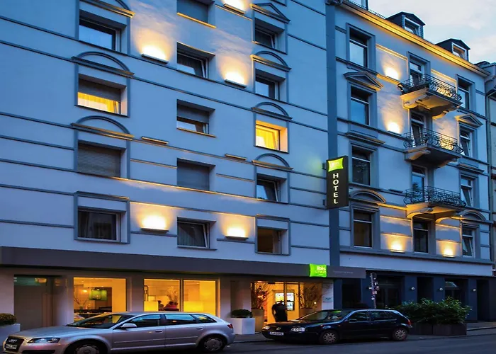 Hotel Ibis Styles Frankfurt 3*