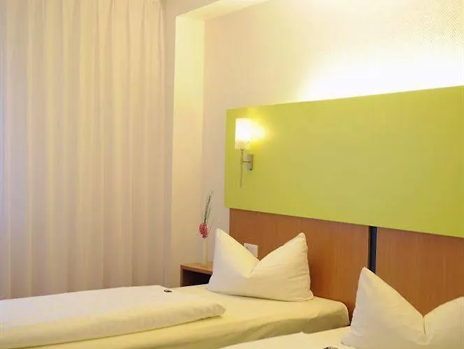 Готель Ibis Styles Frankfurt Франкфурт-на-Майні