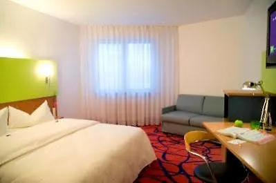 Ibis Styles Frankfurt Готель Франкфурт-на-Майні